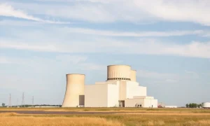 Aerial view of the Duane Arnold Energy Center nuclear plant in Iowa, subject of a $1.9B DOE loan for restart.